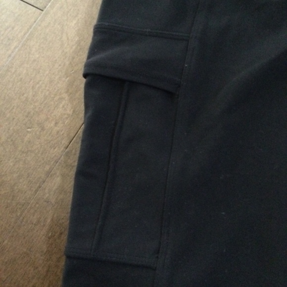 EXTREME STRETCH!!!!!! Women's Athleta joggers. - Picture 4 of 4